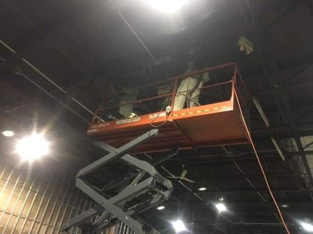nettoyage de plafond d'entrepôt-3
